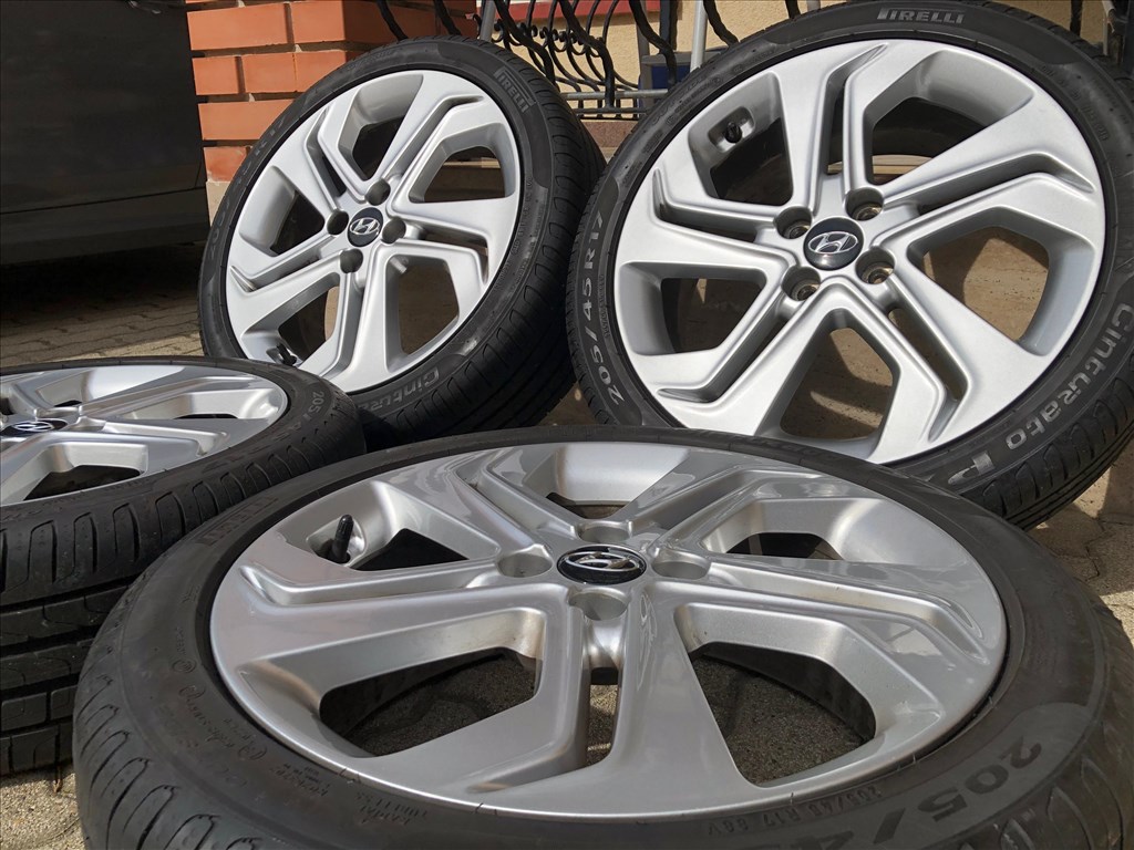 17 colos gyári Hyundai alufelni 4x100 nyári gumi 17 col 5. kép