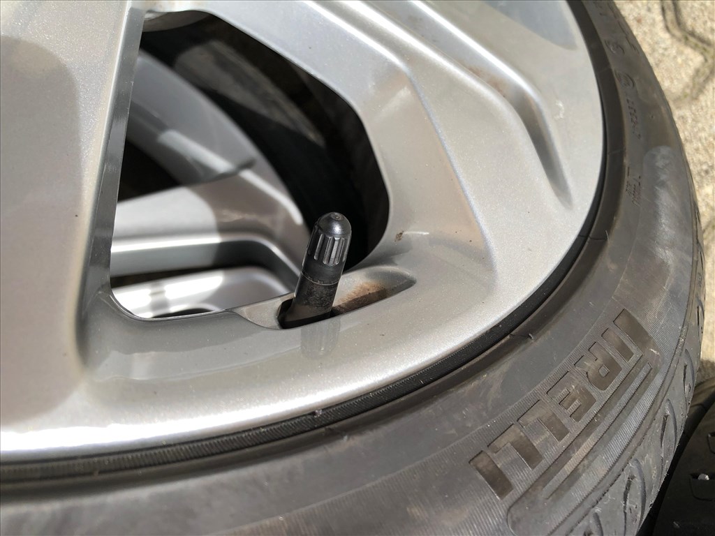 17 colos gyári Hyundai alufelni 4x100 nyári gumi 17 col 15. kép