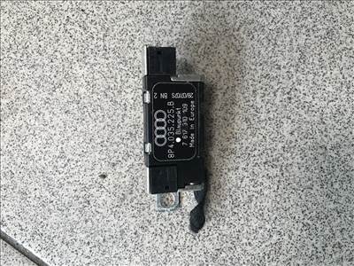 Audi A3 (8P) antenna erősítő 8p4035225b