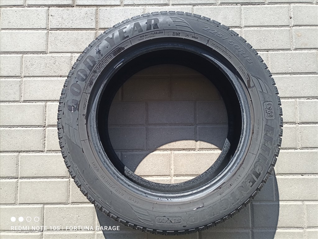225/60 R18" Goodyear használt nyári garnitúra 3. kép