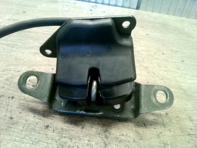 FIAT ALBEA 02.01.01-04.12.31 Csomagtér ajtó zárszerkezet 1. kép