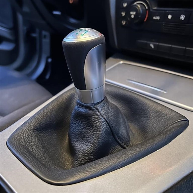 BMW performance rövid sport váltógomb E36 E46 E81 E87 E90 E91 E92 - 5 sebességes 2. kép