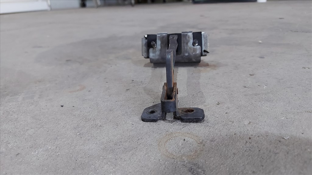 Ford Transit Tranzit MK6 MK7 00- Ajtó határoló rögzítő fixáló 0801 yc15v44100ak 2. kép