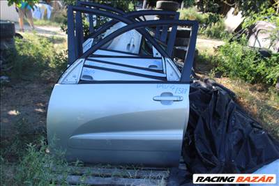 Toyota RAV4 II. bal első ajtó kompletten (1588.)