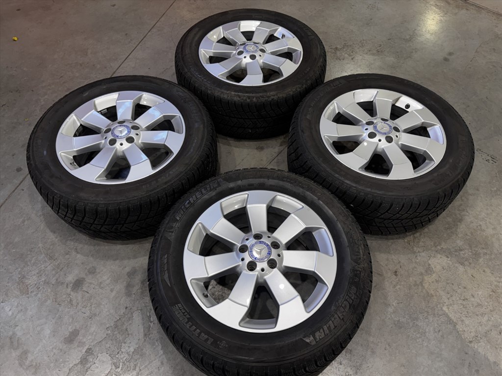 R18 5x112 Original Mercedes GLE W166 X166 8J ET56,5 OE A1664011602 + 255/55  8. kép