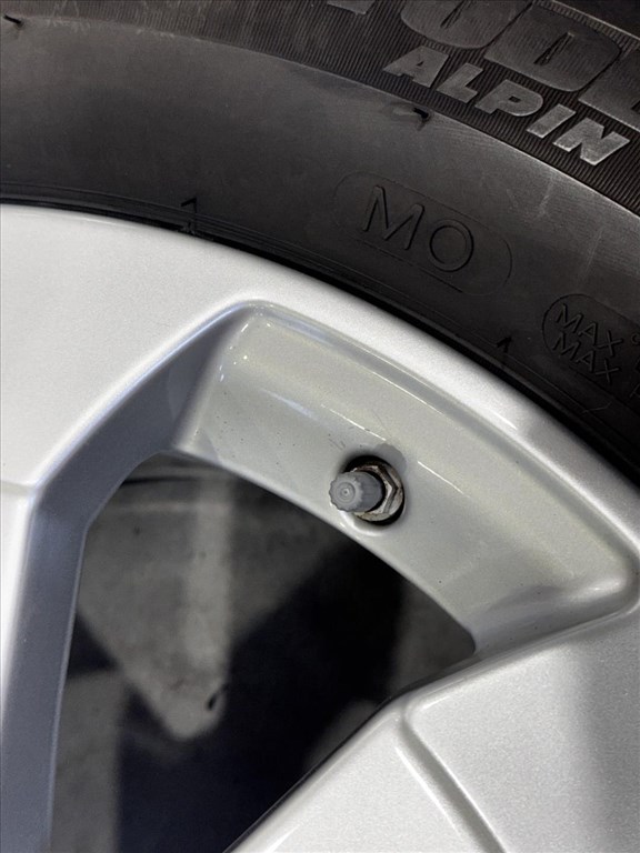 R18 5x112 Original Mercedes GLE W166 X166 8J ET56,5 OE A1664011602 + 255/55  9. kép