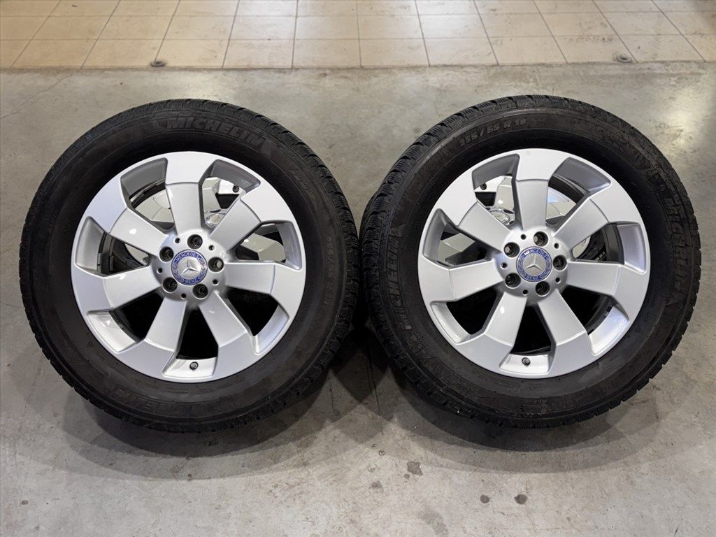 R18 5x112 Original Mercedes GLE W166 X166 8J ET56,5 OE A1664011602 + 255/55  21. kép
