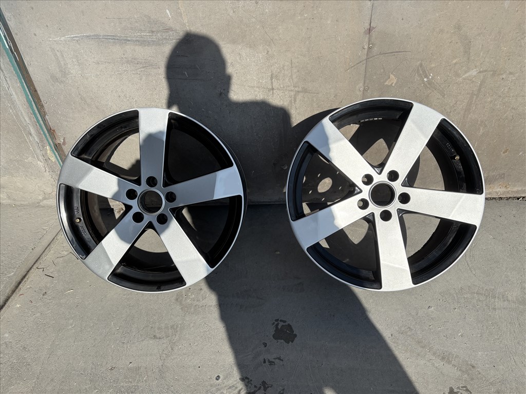  5x108 lyukosztású 18" újszerű Dezent alufelni 2. kép