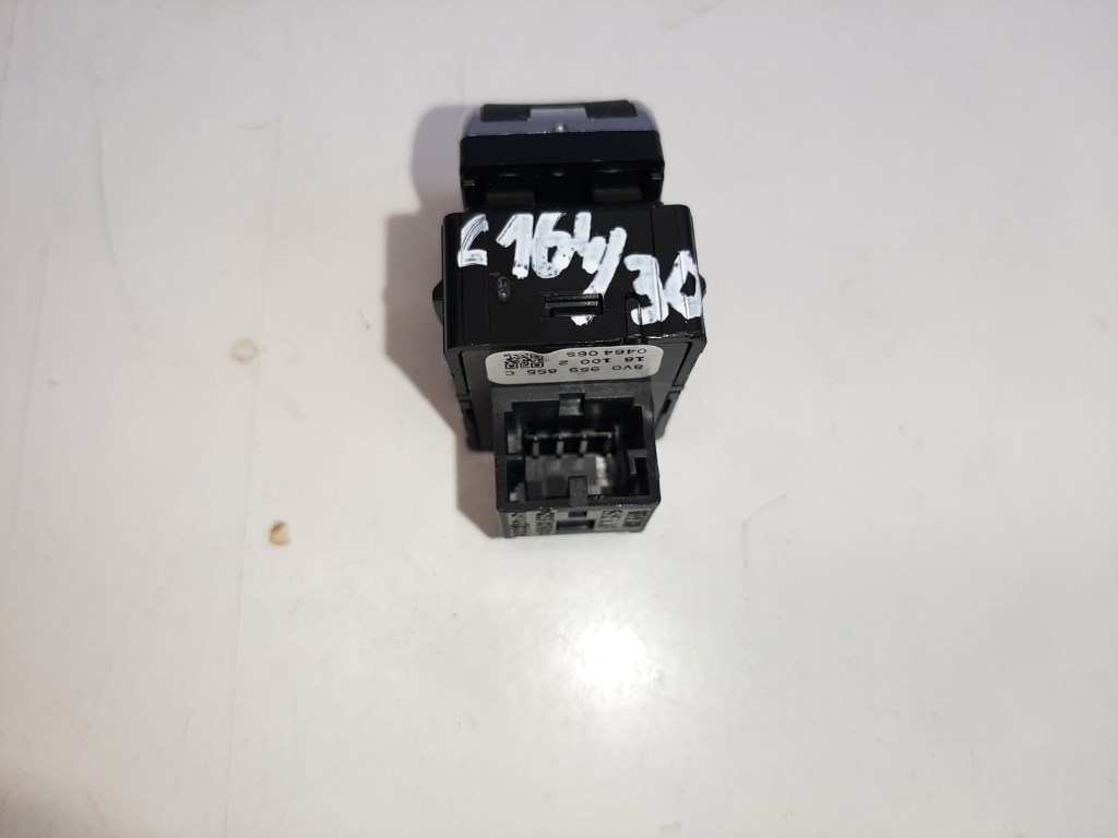 Audi A3 (8V) bal hátsó ablakemelõ kapcsoló 8V0959855C 3. kép