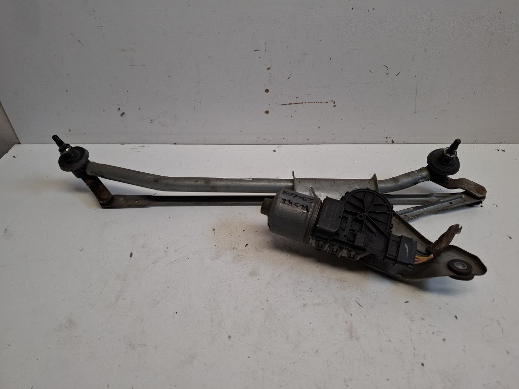 Dacia duster (HS) elsõ ablaktörlõ szerkezet motorral 8200619512 3397020879 1. kép