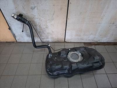 Fiat Tipo kombi üzemanyag tank (üzemanyagtartály) 52033477