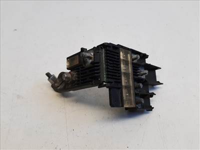 Ford Fiesta  akkumulátor biztosíték