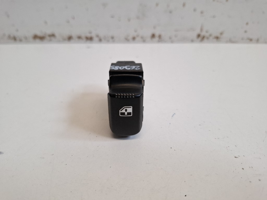 Hyundai Santa Fe jobb hátsó ablakemelõ kapcsoló 1. kép