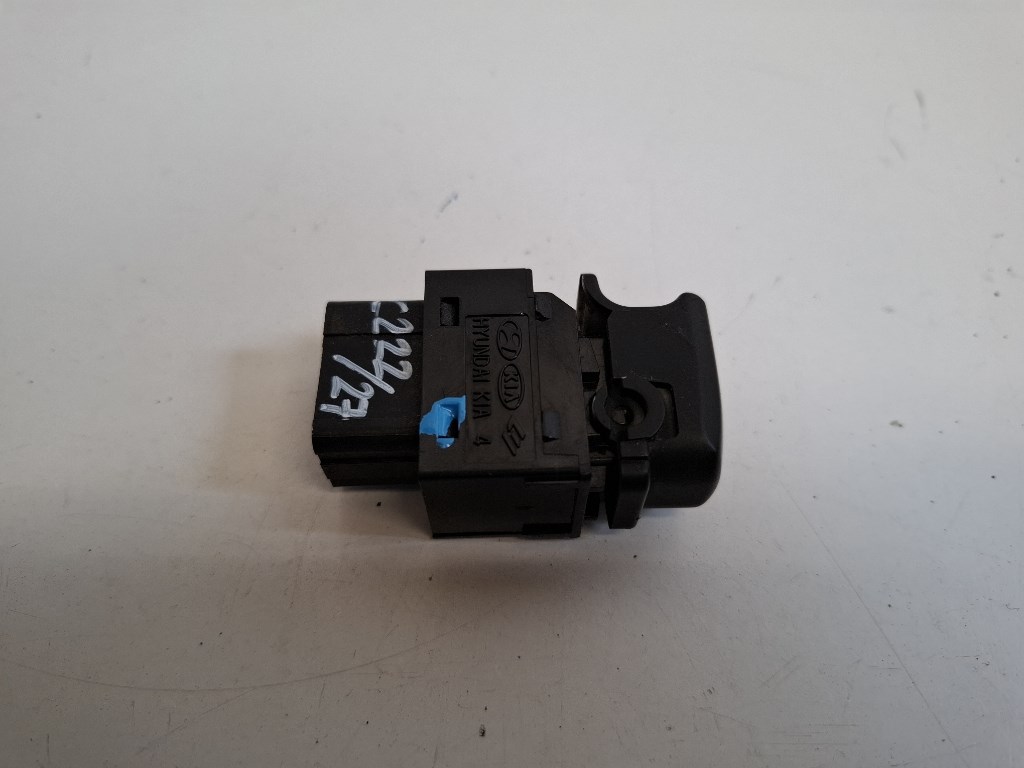 Hyundai Santa Fe jobb hátsó ablakemelõ kapcsoló 2. kép