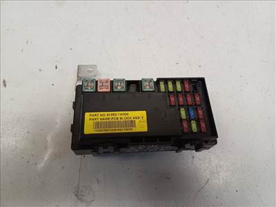 Kia Rio (UB) biztosítéktábla motortér 919521W330