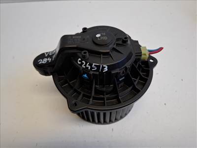 Kia Venga  fûtőmotor klímás F00S382407