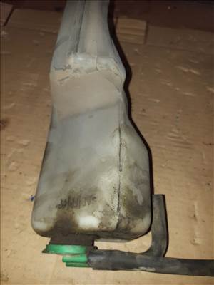 Suzuki Wagon R 98-10 Kiegyenlítő Tartály