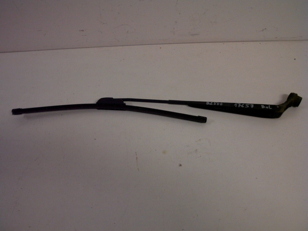 Mazda B 2500 bal elsõ ablaktörlõ kar 1. kép