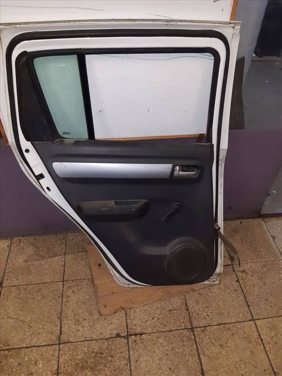 Suzuki Swift III 04-10 Bal Hátsó Ajtó 43R-001583 7. kép