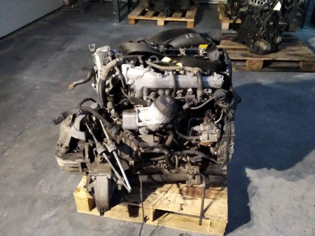 Opel Z17DTR bontott motor  2. kép