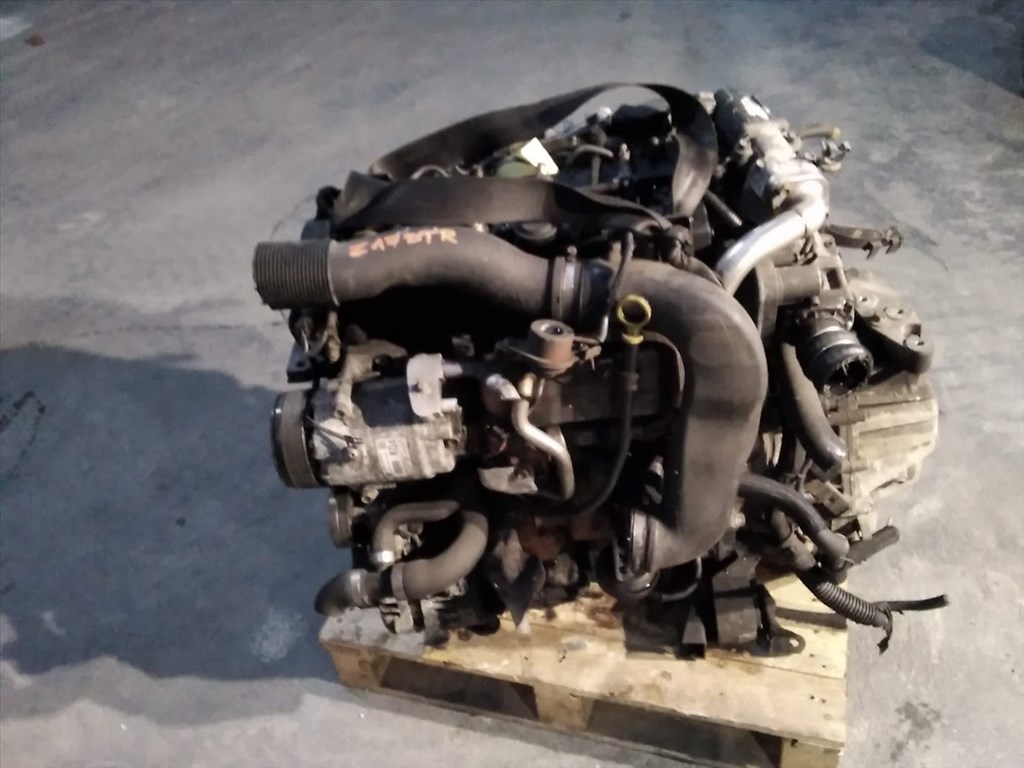 Opel Z17DTR bontott motor  3. kép