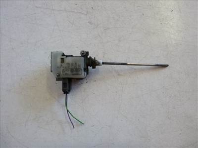 Seat Leon (1P) tankajtó zár motor 1Z0810773