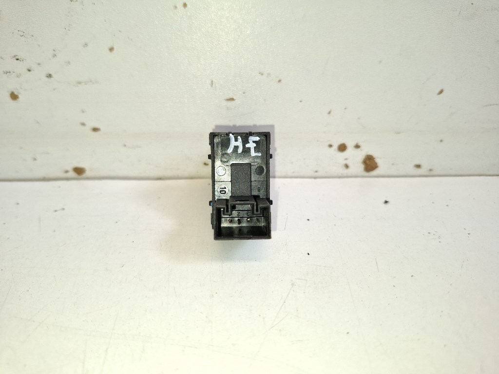 Volkswagen Golf VI (5K) jobb hátsó ablakemelõ kapcsoló 3. kép