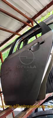 Opel Astra J bal hátsó ajtó 5 ajtós ezüst