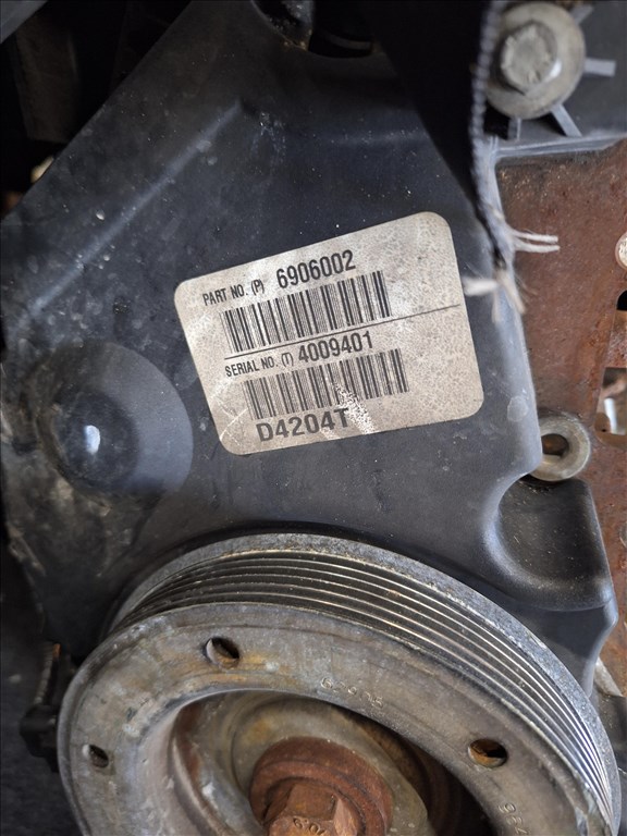 Ford Focus Mk3 motor  d4204t 2. kép