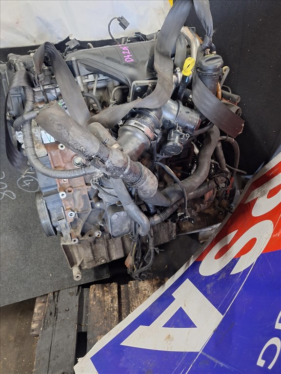 Ford Focus Mk3 motor  d4204t 3. kép