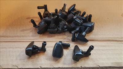 Volvo 30655606 S60 S80 V70 XC70 XC90 ablakmosófúvó