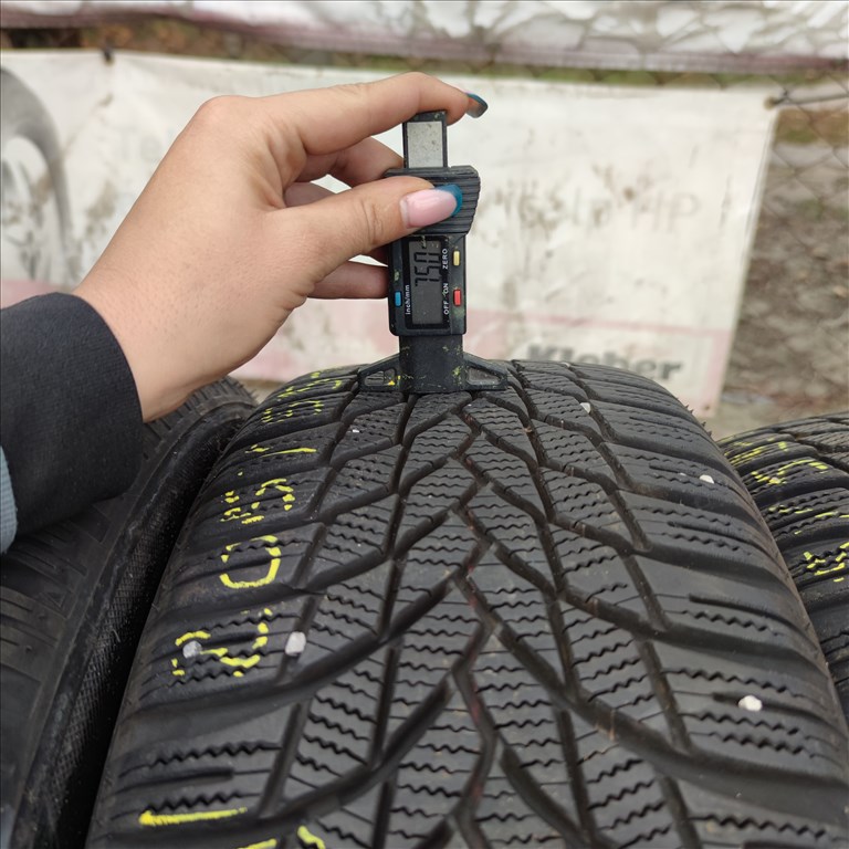  205/55 R16 Lassa téli gumi 62000ft a 4db/84/ 3. kép