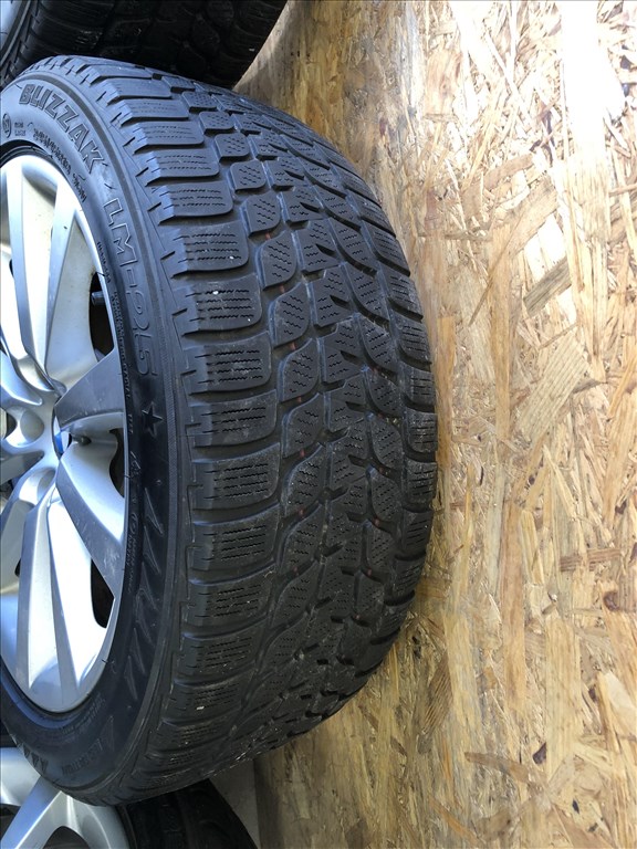 18 colos Bmw alufelni f10, f11, 5-ös téli gumi 18 col 245/45/18 téli gumi 9. kép