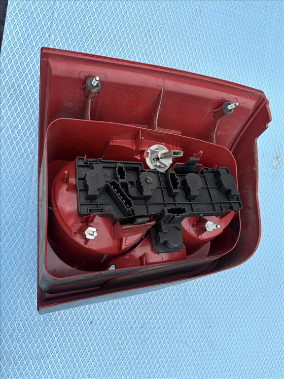 Volkswagen Passat B5 Jobb hátsó lámpa b5.5 3. kép