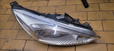 Ford Focus jobb fényszóró
