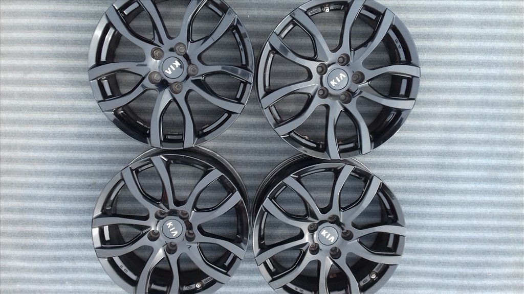  5x114.3 osztású 7J 17" használt alufelni Kia - Hyundai Mazda Toyota Honda Suzuki stb. 1. kép