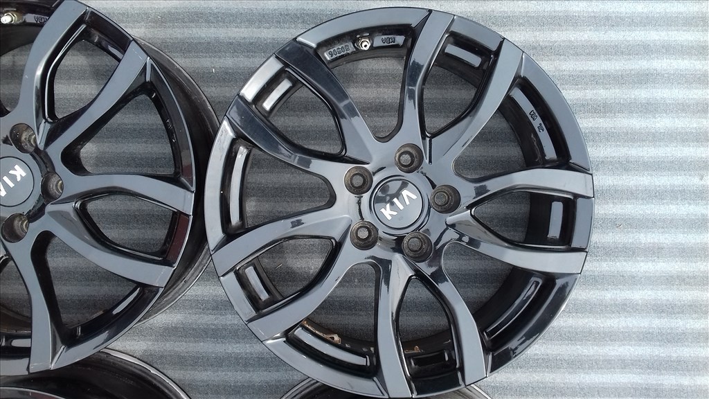  5x114.3 osztású 7J 17" használt alufelni Kia - Hyundai Mazda Toyota Honda Suzuki stb. 2. kép