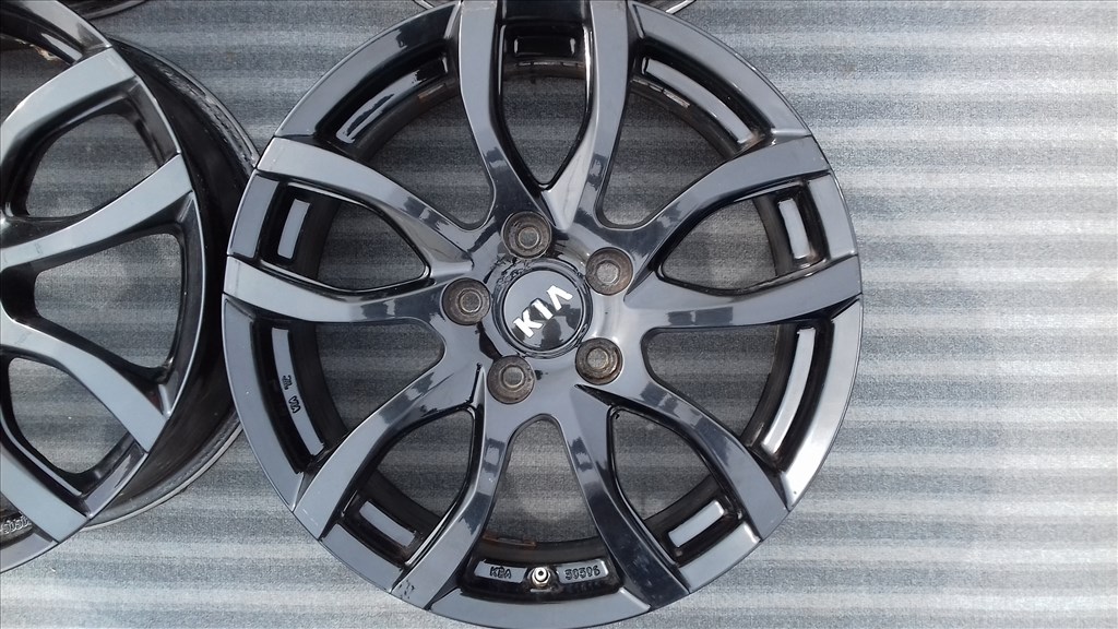  5x114.3 osztású 7J 17" használt alufelni Kia - Hyundai Mazda Toyota Honda Suzuki stb. 5. kép