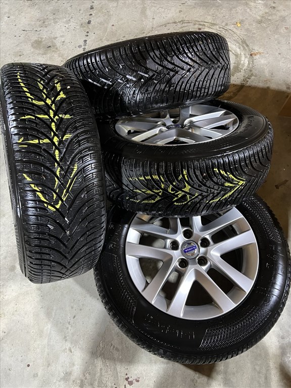  5x108 lyukosztású 16" újszerű alufelni, rajta 215/65 használt Kleber téli gumi 8. kép