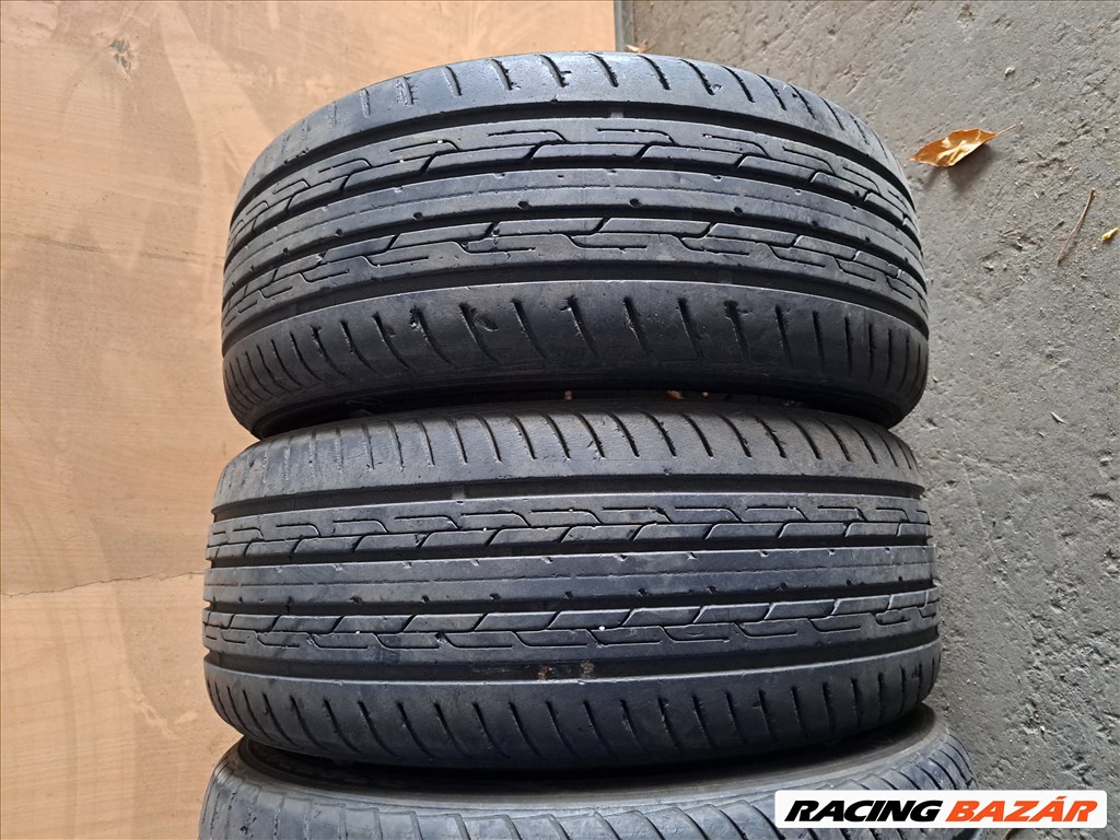 4db 195/50 R15 Triangle nyári gumi eladó!!! ára! 5000Ft/db Állapota: 6mm minta 2. kép
