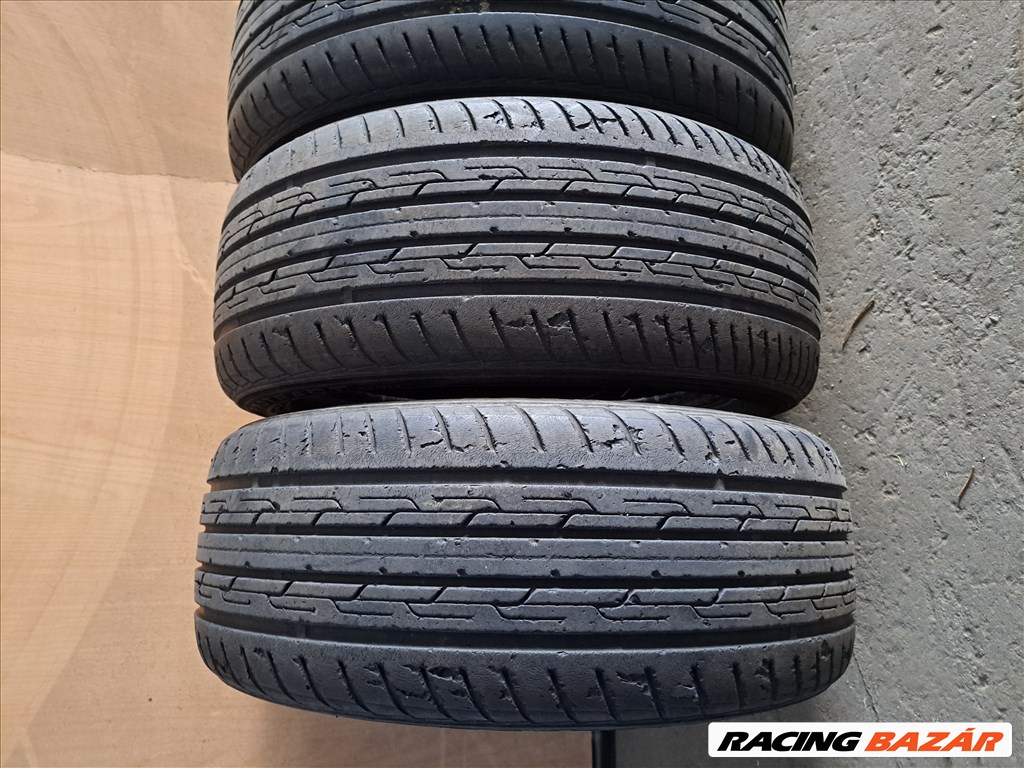 4db 195/50 R15 Triangle nyári gumi eladó!!! ára! 5000Ft/db Állapota: 6mm minta 3. kép