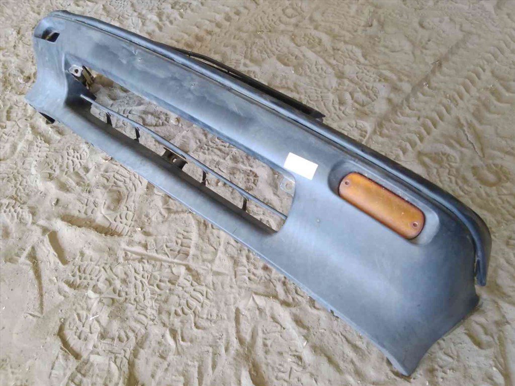 Suzuki Swift II 92-96 Elsõ Lökhárító 2. kép