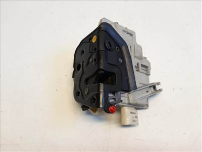 Audi A4 (8E B7) bal hátsó ajtózár 8E0839015AA