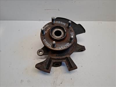 Kia Venga bal első csonkállvány