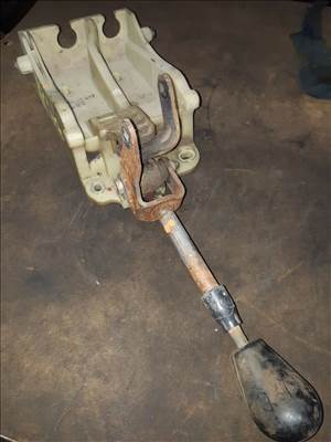 Kia K2700 Váltó Kulissza