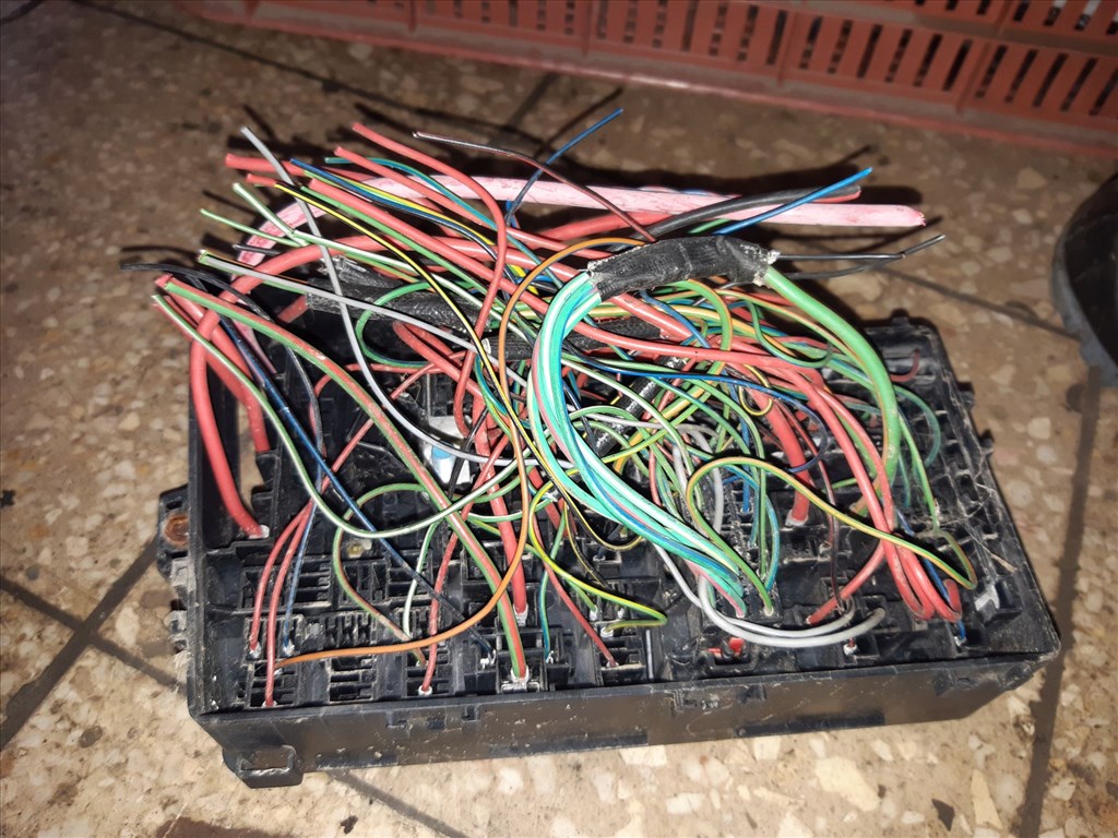 Ford C-Max Biztosítéktábla / Relé Tábla 3M5T-14A067-BC 2. kép