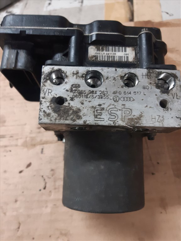 Audi A6 C5 ABS Tömb 4FO 614 517 L 04 2. kép