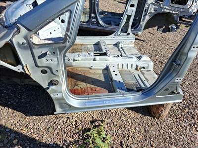Opel Corsa D 5 ajtós bal első küszöb