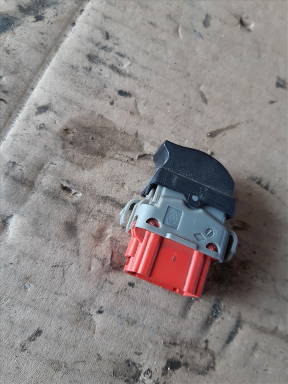 Renault Master Ablakemelõ Kapcsoló 2. kép