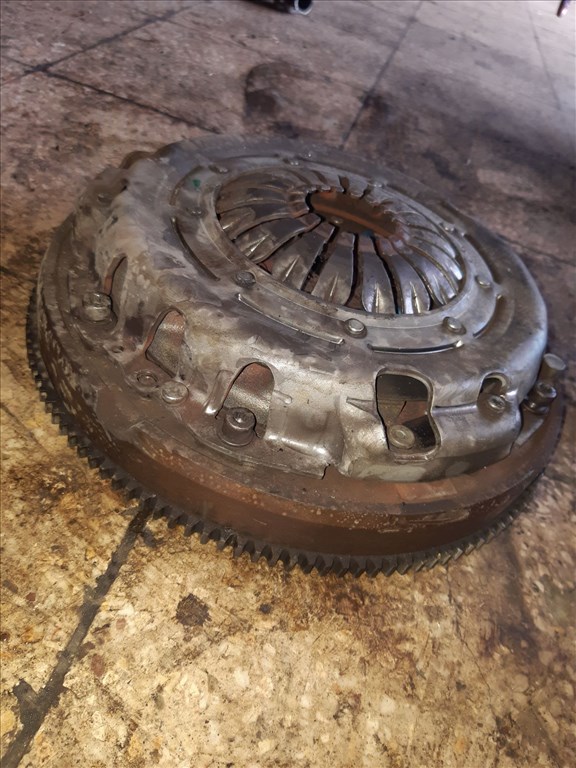 Renault Master 03-10 Kuplung Szett  Egytömegû Lendkerék 8200509932 B 1. kép